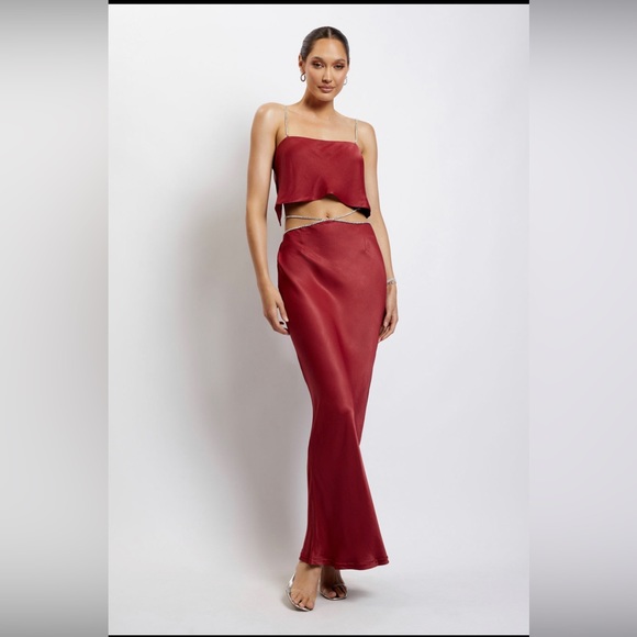 MESHKI Dayana Diamanté maxi skirt and straight cut crop top set
WINE - Picture 3 of 7
